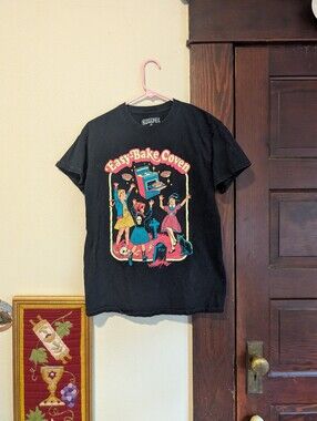 Creepy Co Unisex M Easy‎ Bake Coven Black Graphic Tee Short Sleeve Shirt